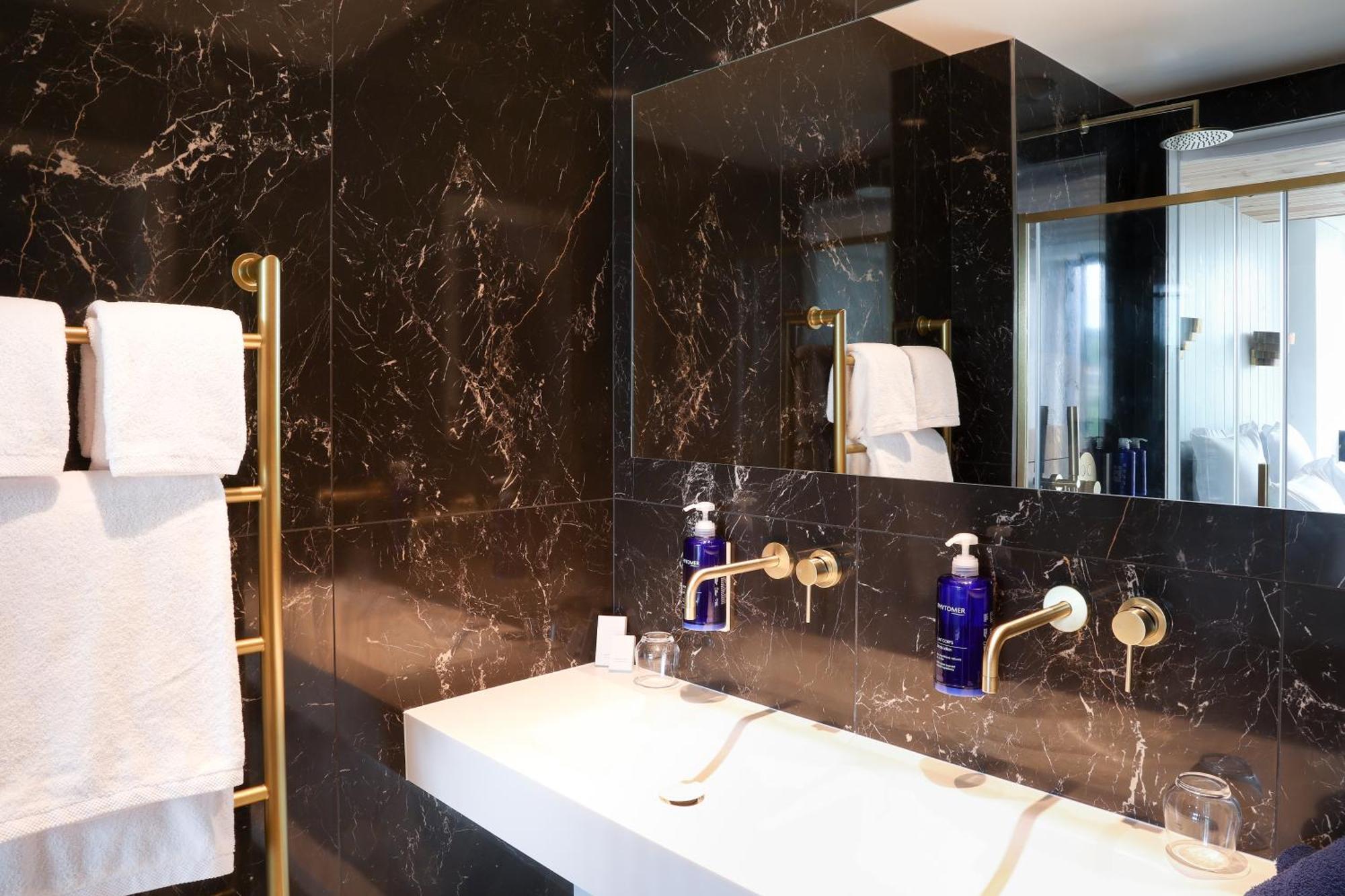 Les Vagues Hotel & Spa Аркашон Екстериор снимка